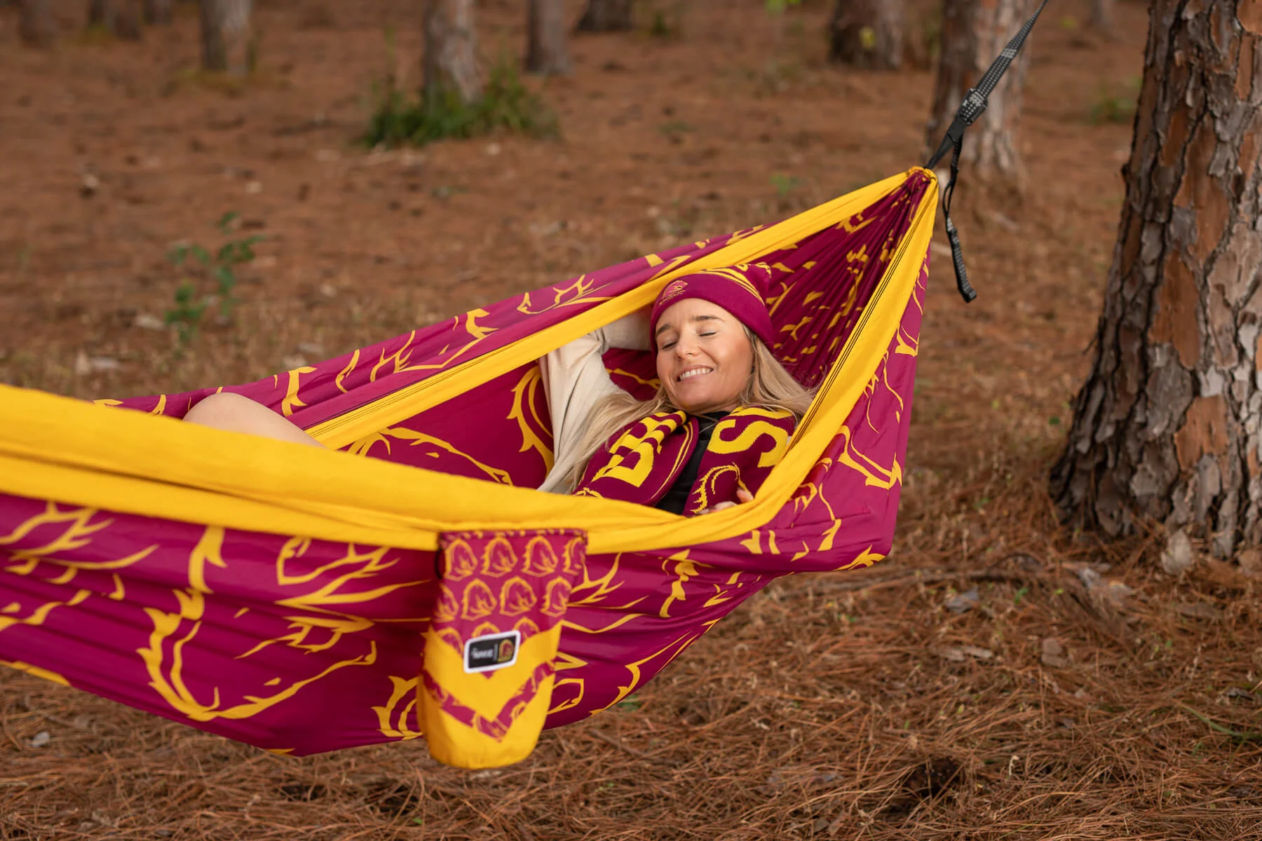 Broncos - NRL Recycled Hammock with Straps - Image 4