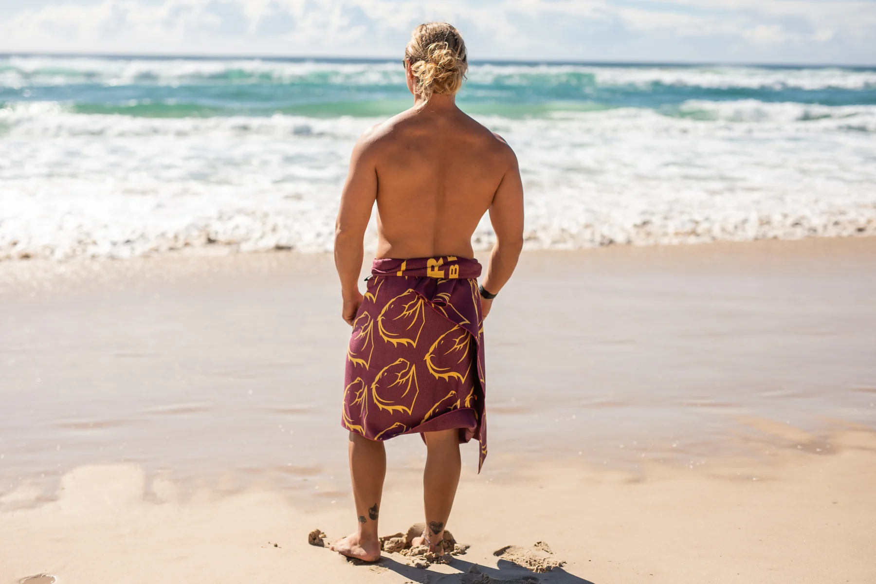 Broncos - NRL Recycled Sand Free Beach Towel - Image 6