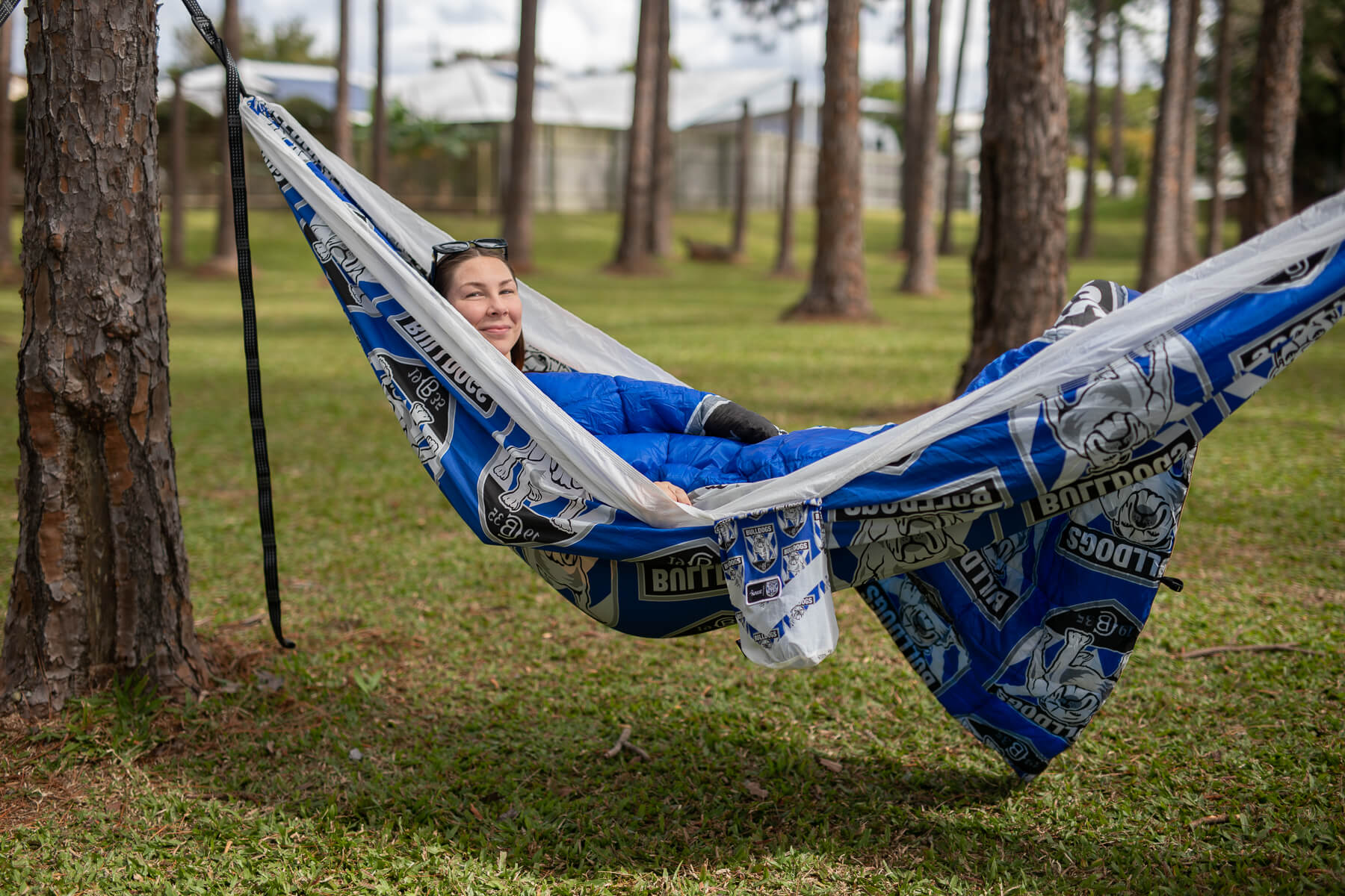 Bulldogs - NRL Recycled Hammock with Straps - Image 6