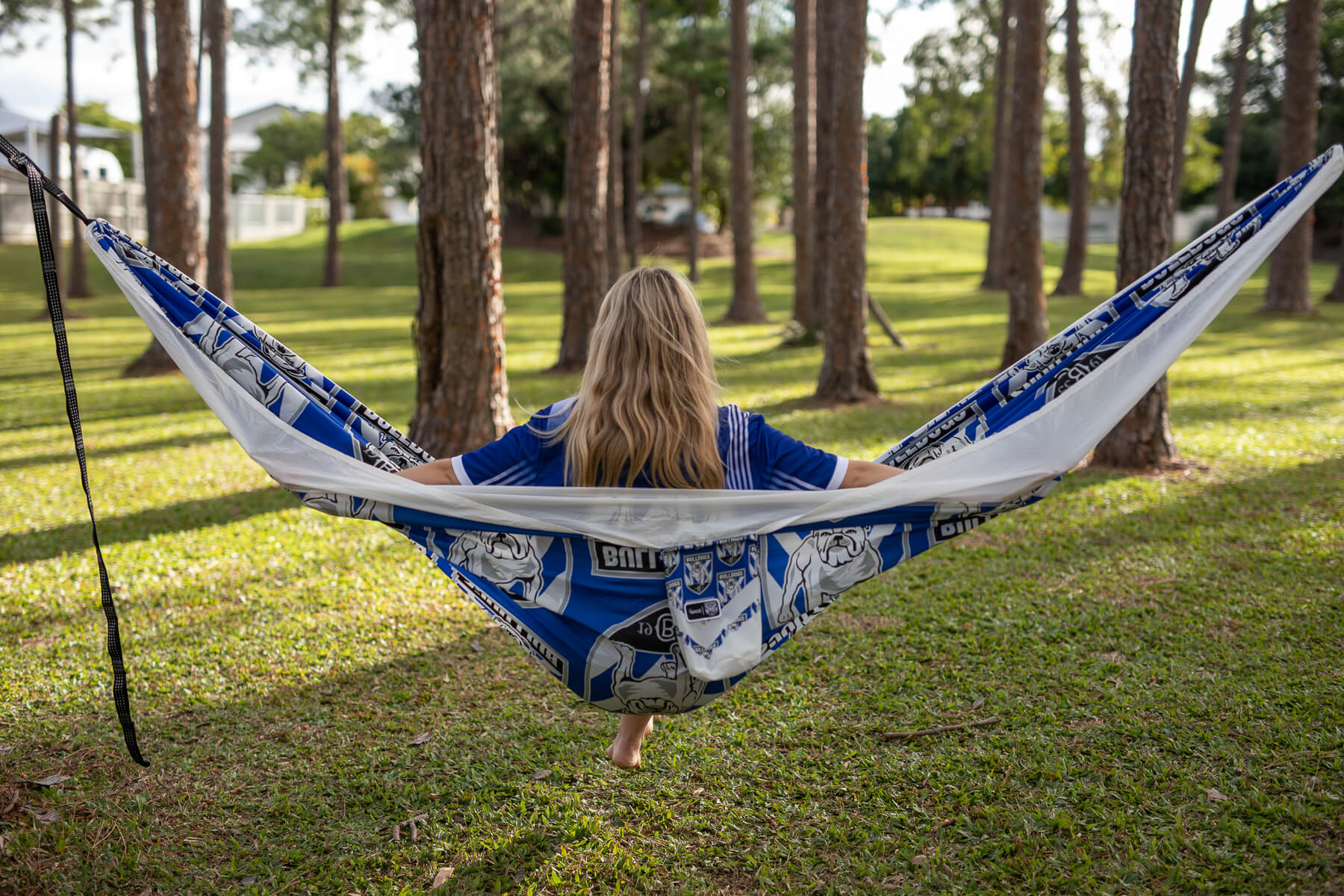 Bulldogs - NRL Recycled Hammock with Straps - Image 7
