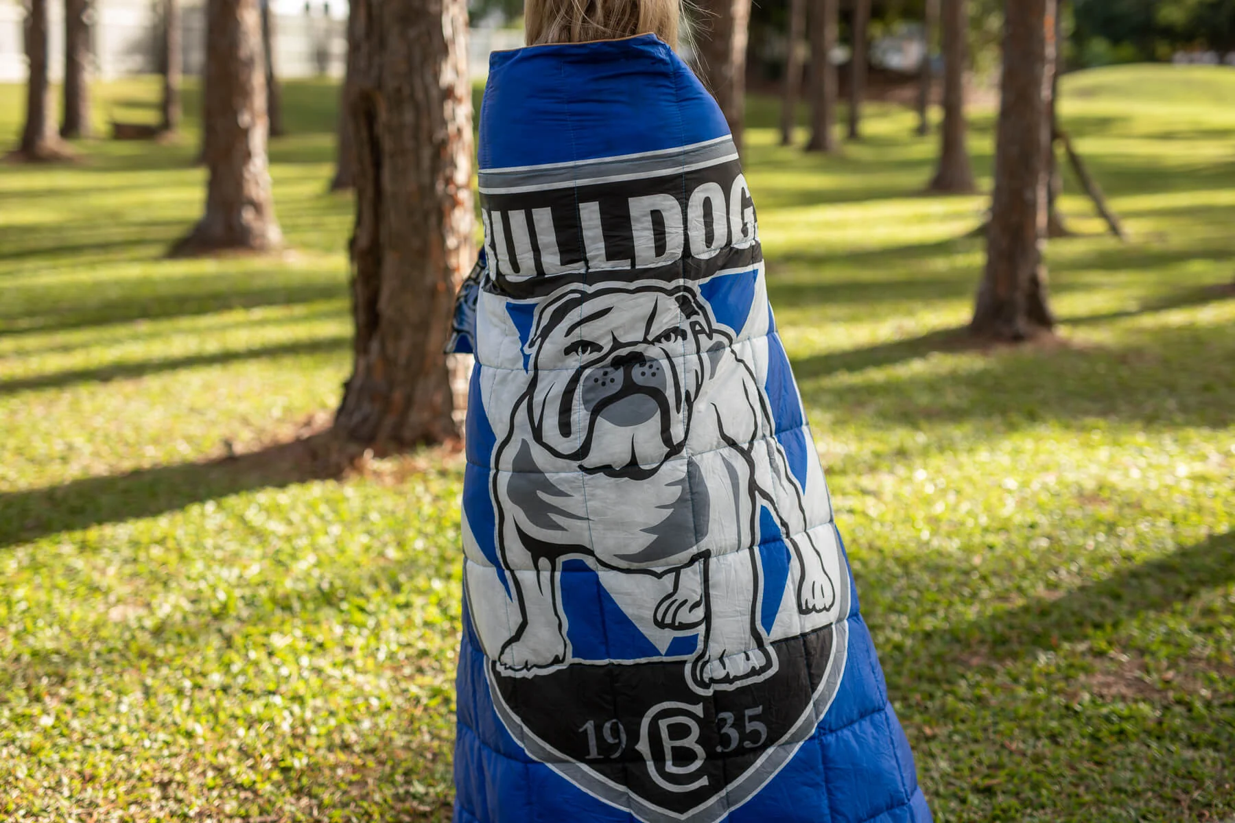 Bulldogs - NRL Sustainable Down Puffy Blanket - Image 5