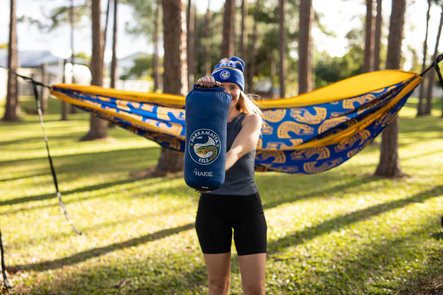 Eels - NRL Sustainable Down Puffy Blanket - Image 5