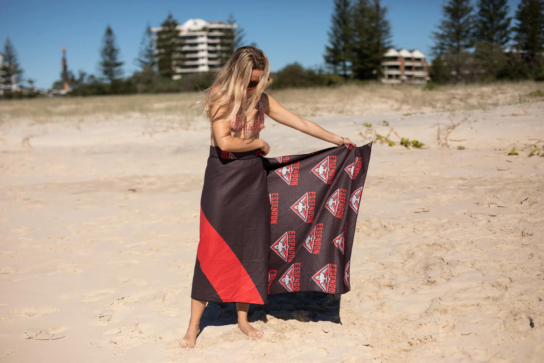 Essendon Bombers - AFL Recycled Sand Free Beach Towel - Image 7