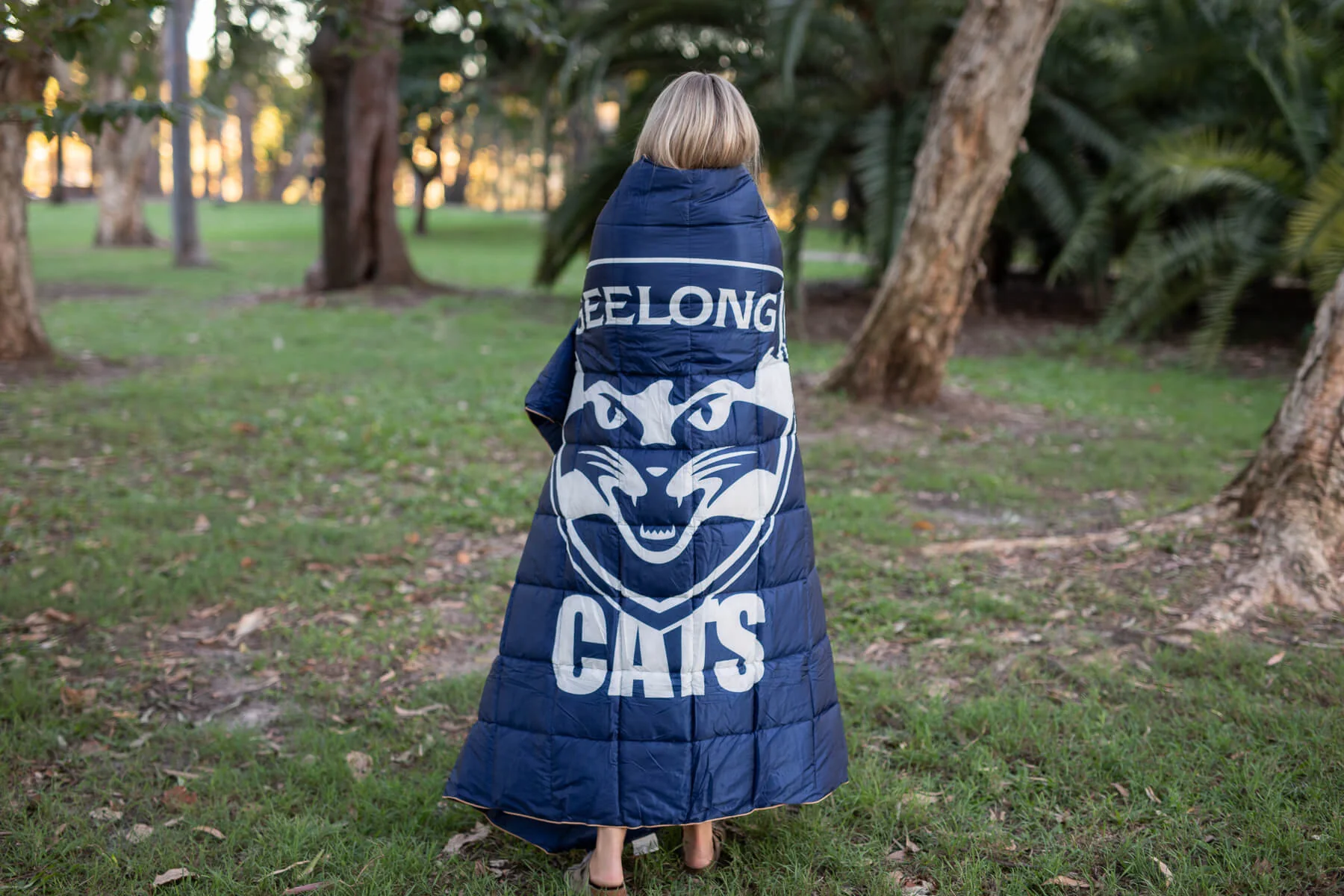 Geelong Cats - AFL Sustainable Down Puffy Blanket - Image 4