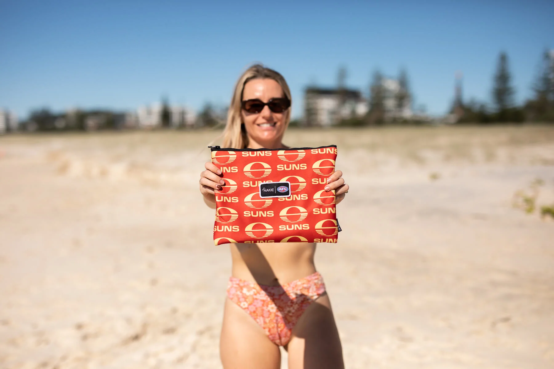 Gold Coast SUNS - AFL Recycled Sand Free Beach Towel - Image 4