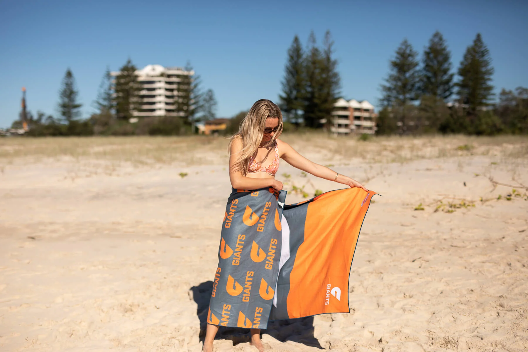 GWS Giants - AFL Recycled Sand Free Beach Towel - Image 9