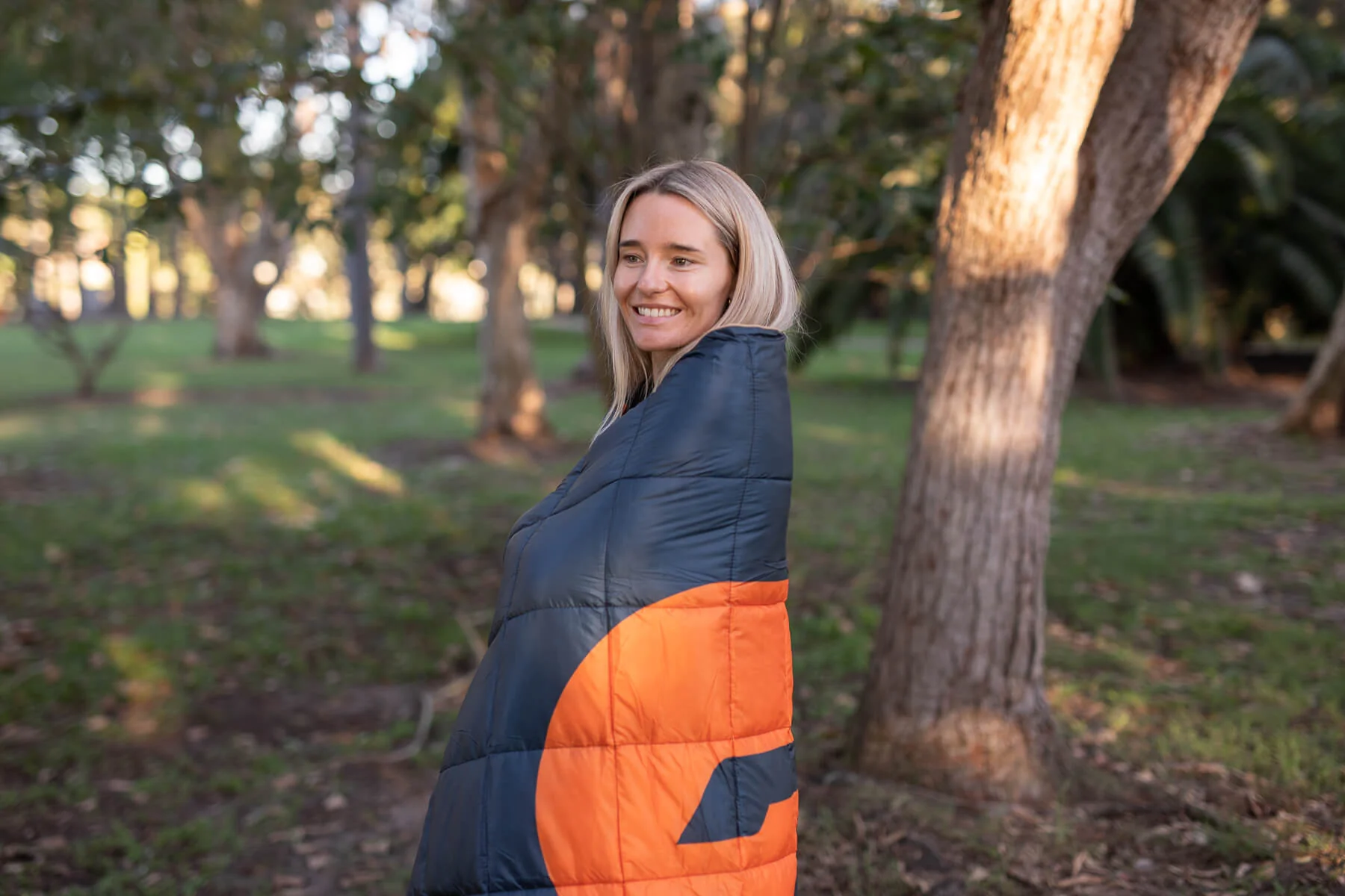 GWS Giants - AFL Sustainable Down Puffy Blanket - Image 7