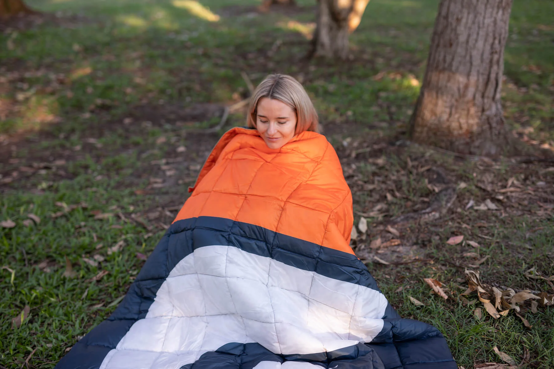 GWS Giants - AFL Sustainable Down Puffy Blanket - Image 8