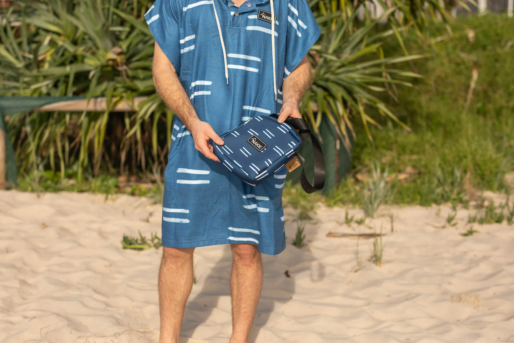 Salty Waves - Hooded Towel Recycled Sand Free - Image 6