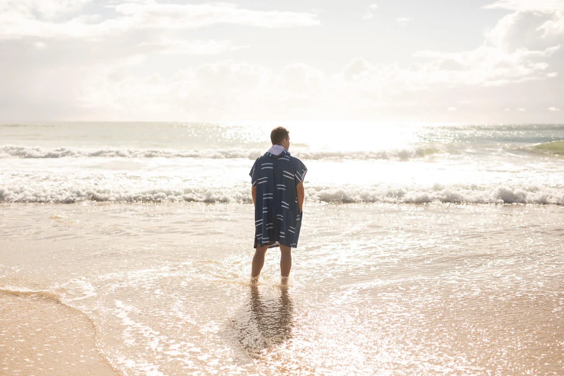 Salty Waves - Hooded Towel Recycled Sand Free - Image 7