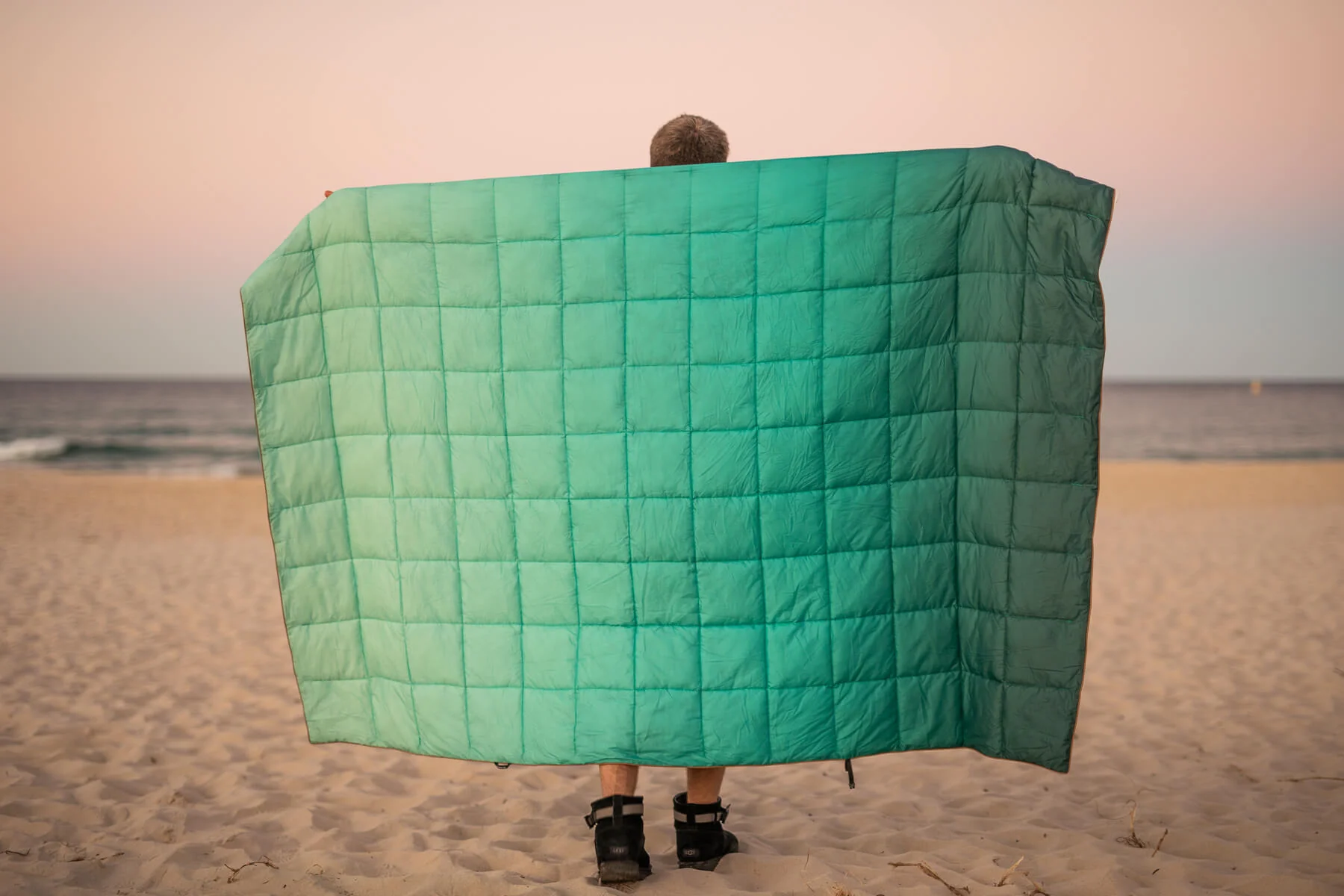 Horizon Green - Sustainable Down Puffy Blanket - Image 5