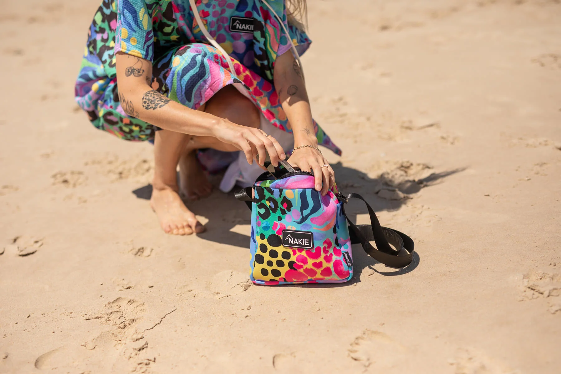 Kasey Rainbow - Hooded Towel Recycled Sand Free - Image 9