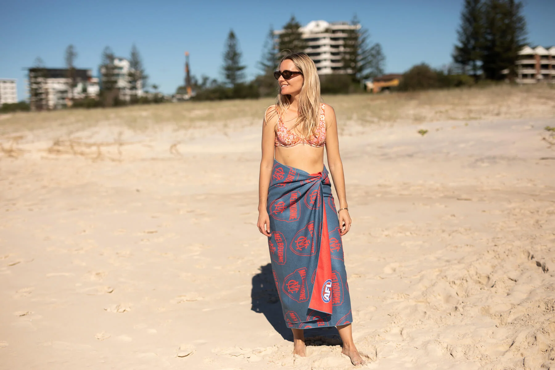 Melbourne Demons - AFL Recycled Sand Free Beach Towel - Image 11