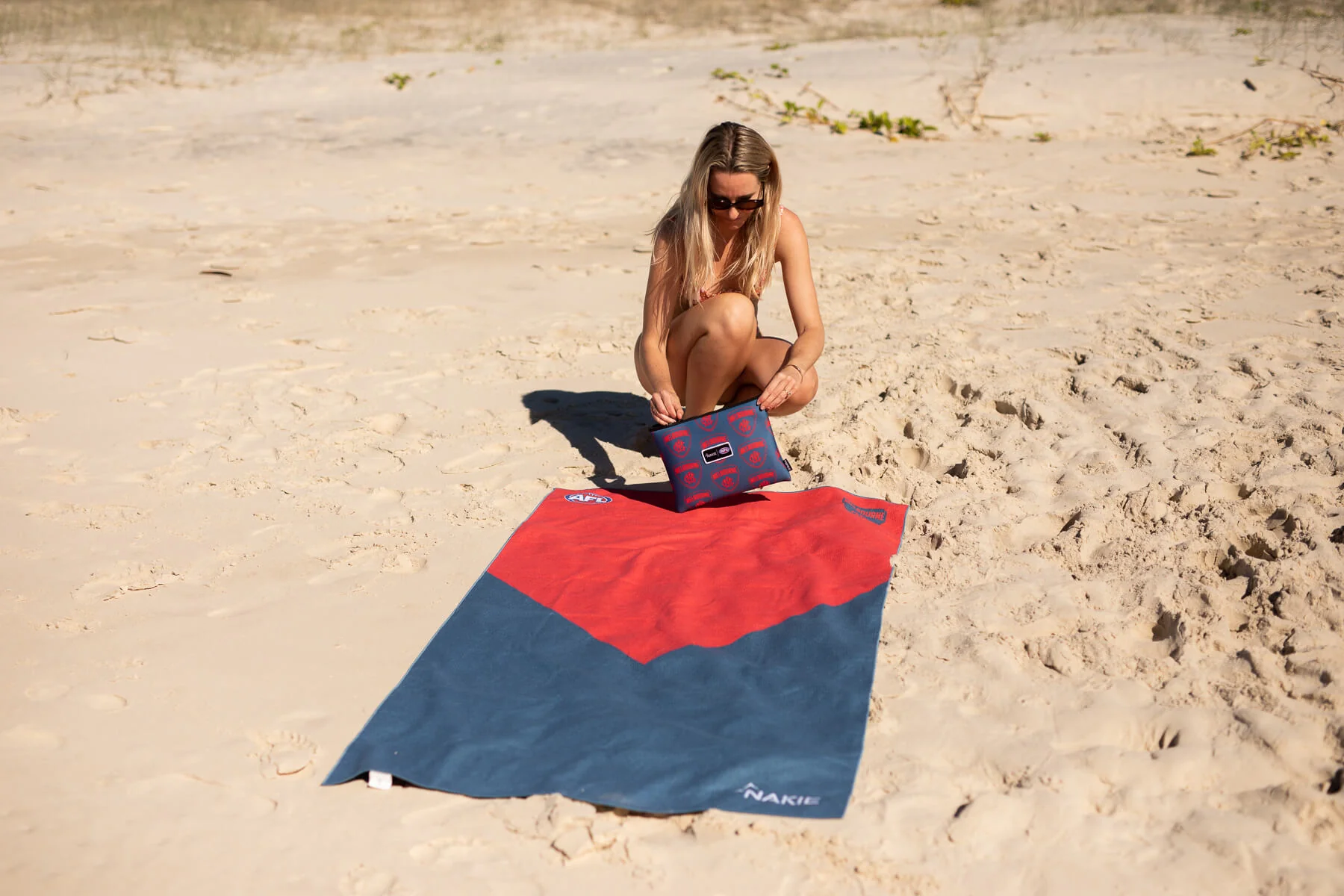 Melbourne Demons - AFL Recycled Sand Free Beach Towel - Image 2