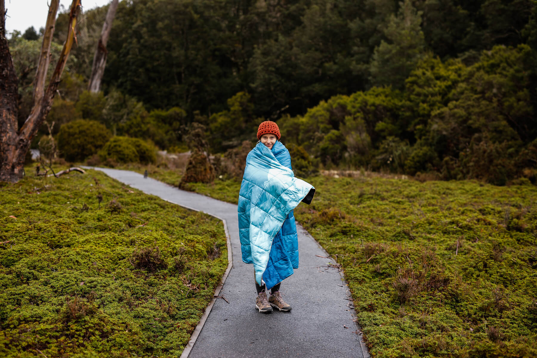 Mountain Blue - Sustainable Down Puffy Blanket - Image 13
