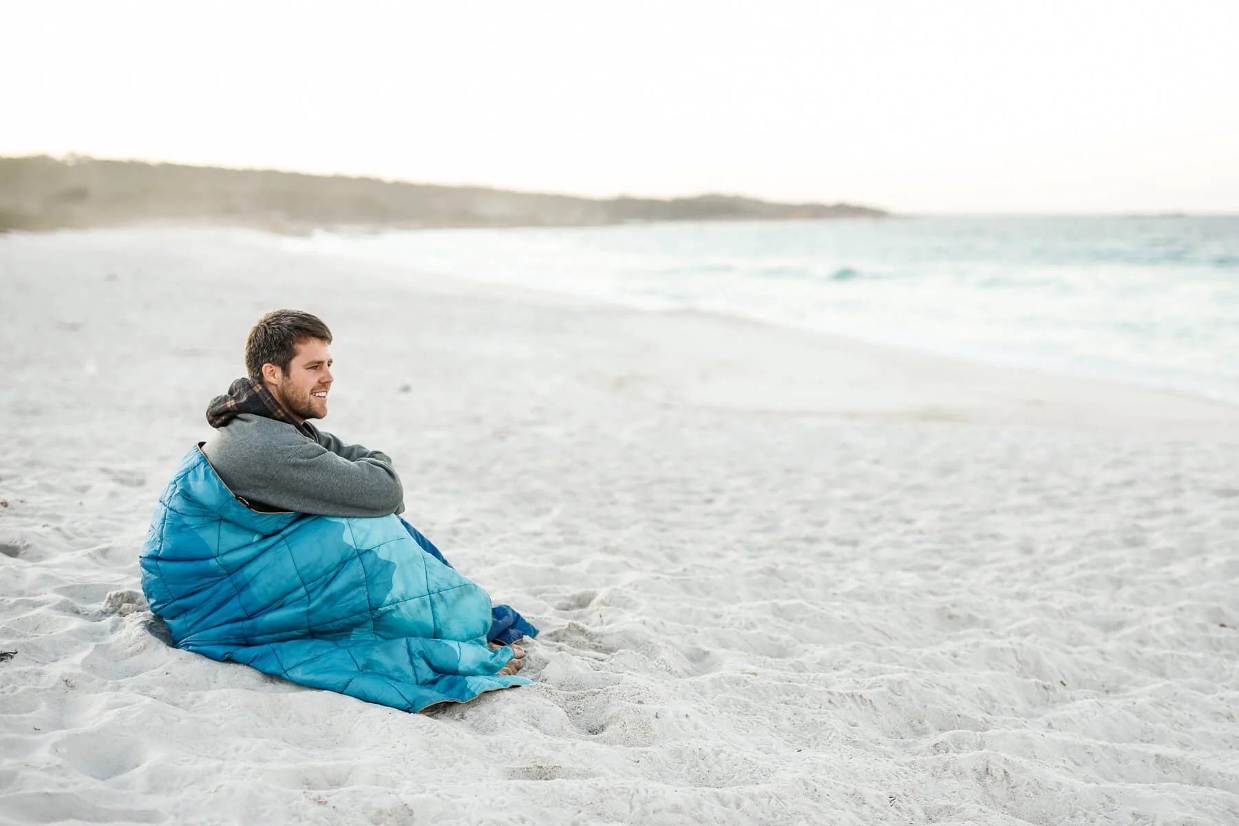 Mountain Blue - Sustainable Down Puffy Blanket - Image 14