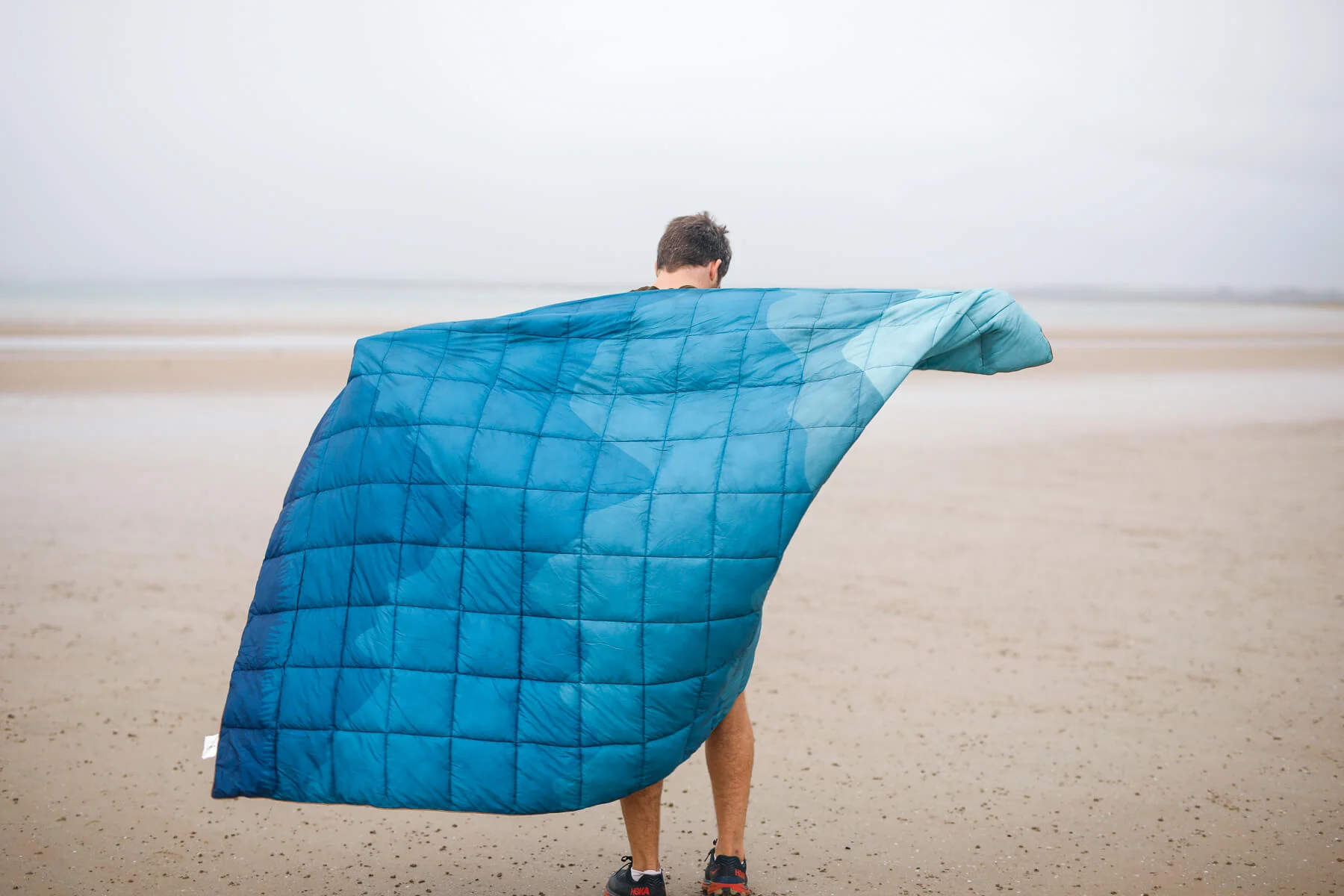 Mountain Blue - Sustainable Down Puffy Blanket - Image 4
