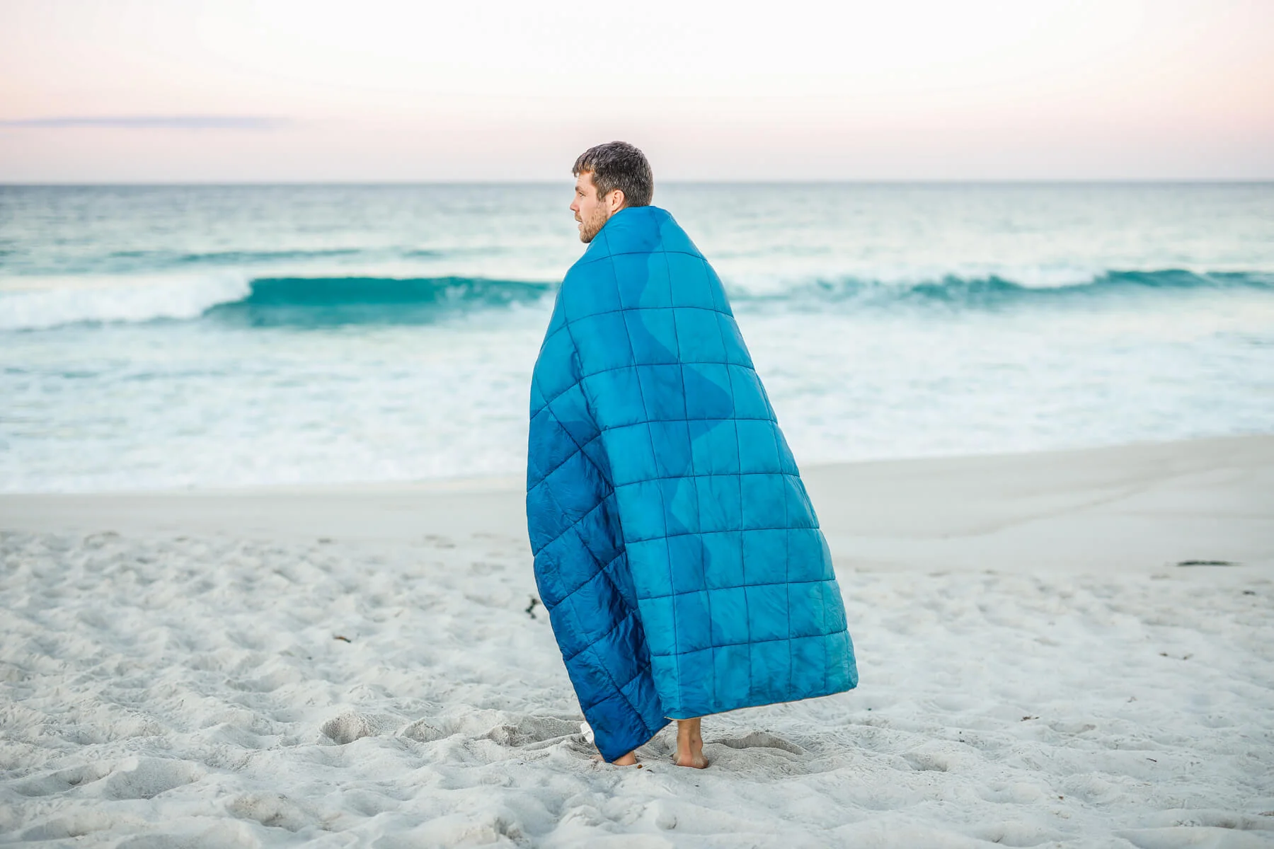 Mountain Blue - Sustainable Down Puffy Blanket - Image 9