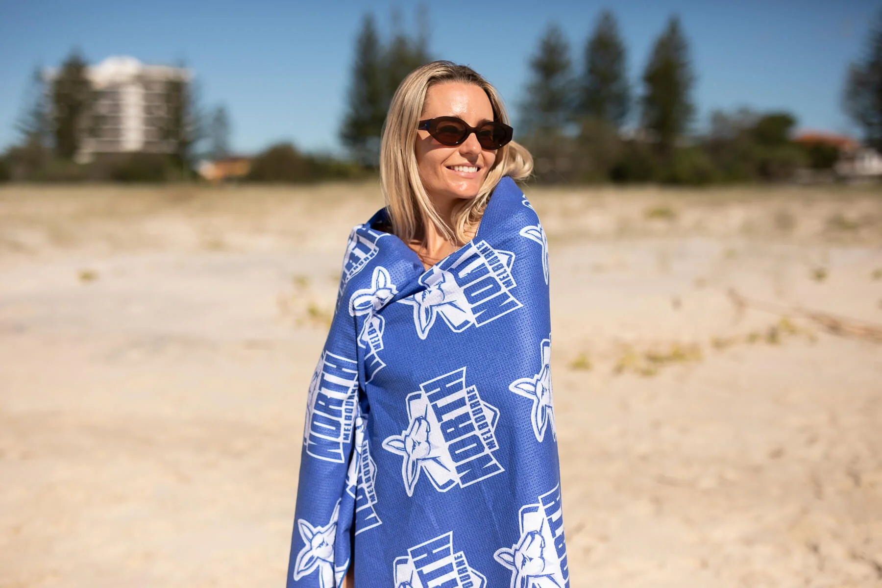 North Melbourne Kangaroos - AFL Recycled Sand Free Beach Towel - Image 5