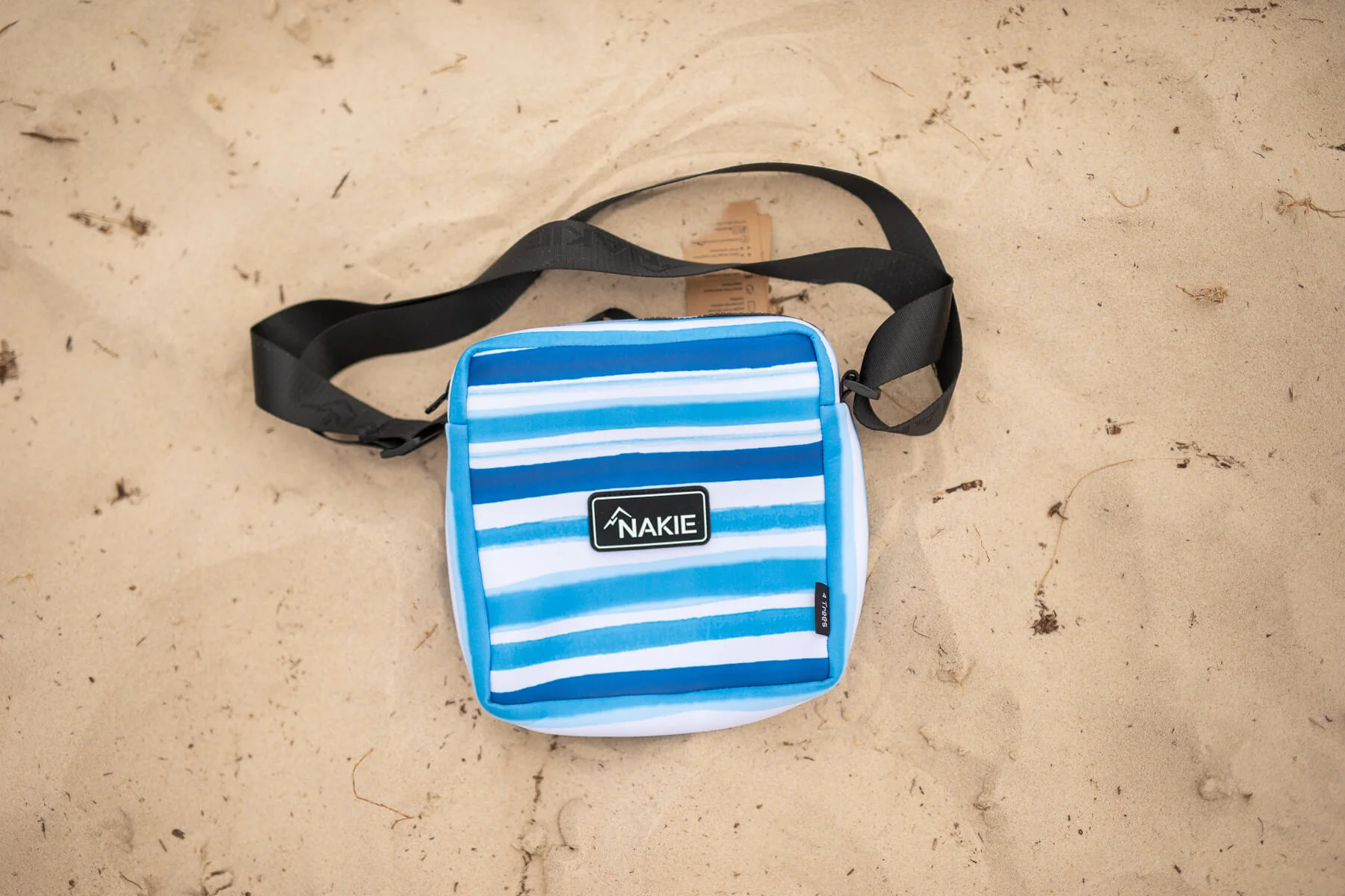 Ocean Breeze - Hooded Towel Recycled Sand Free - Image 10