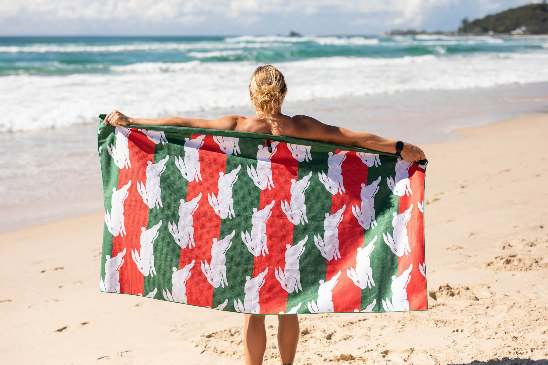 Rabbitohs - NRL Recycled Sand Free Beach Towel - Image 2