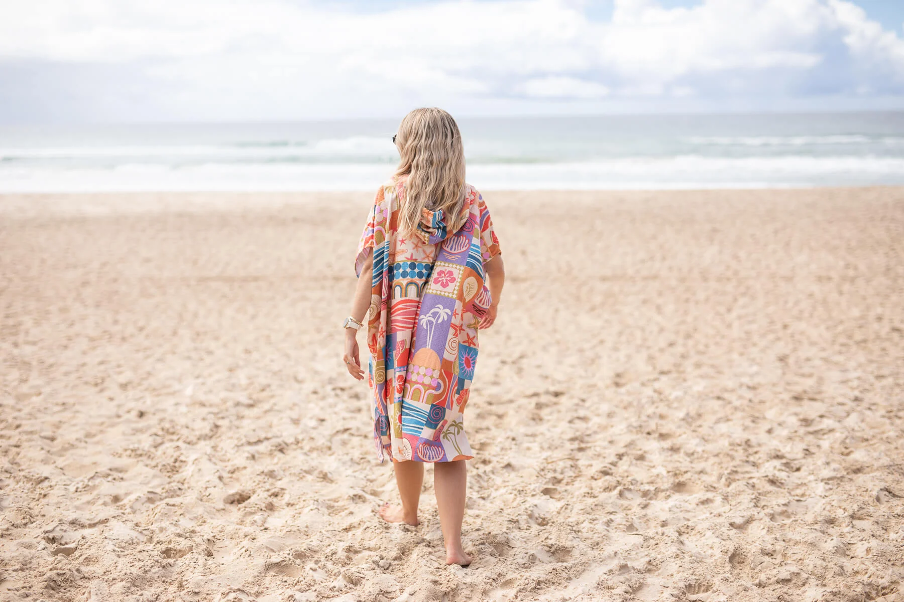 Retro Shores - Hooded Towel Recycled Sand Free - Image 10