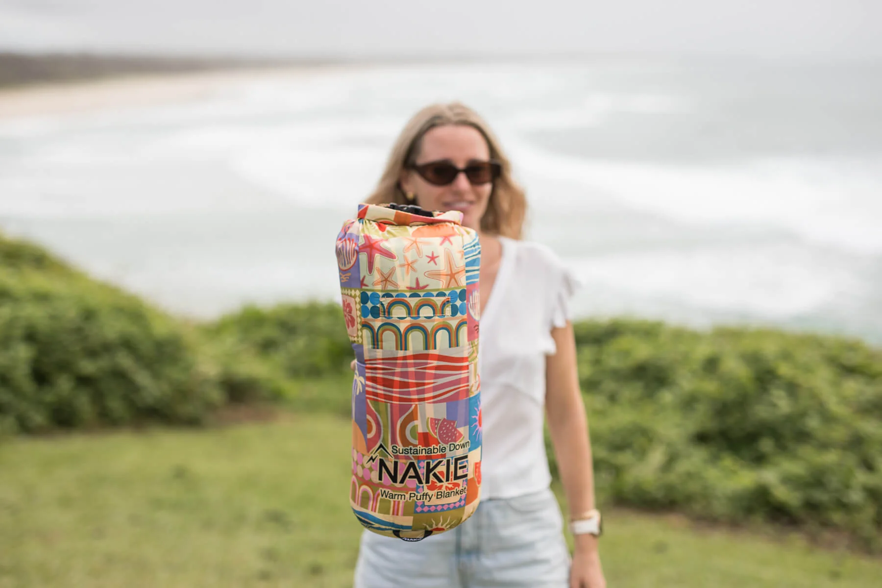 Retro Shores - Sustainable Down Puffy Blanket - Image 4
