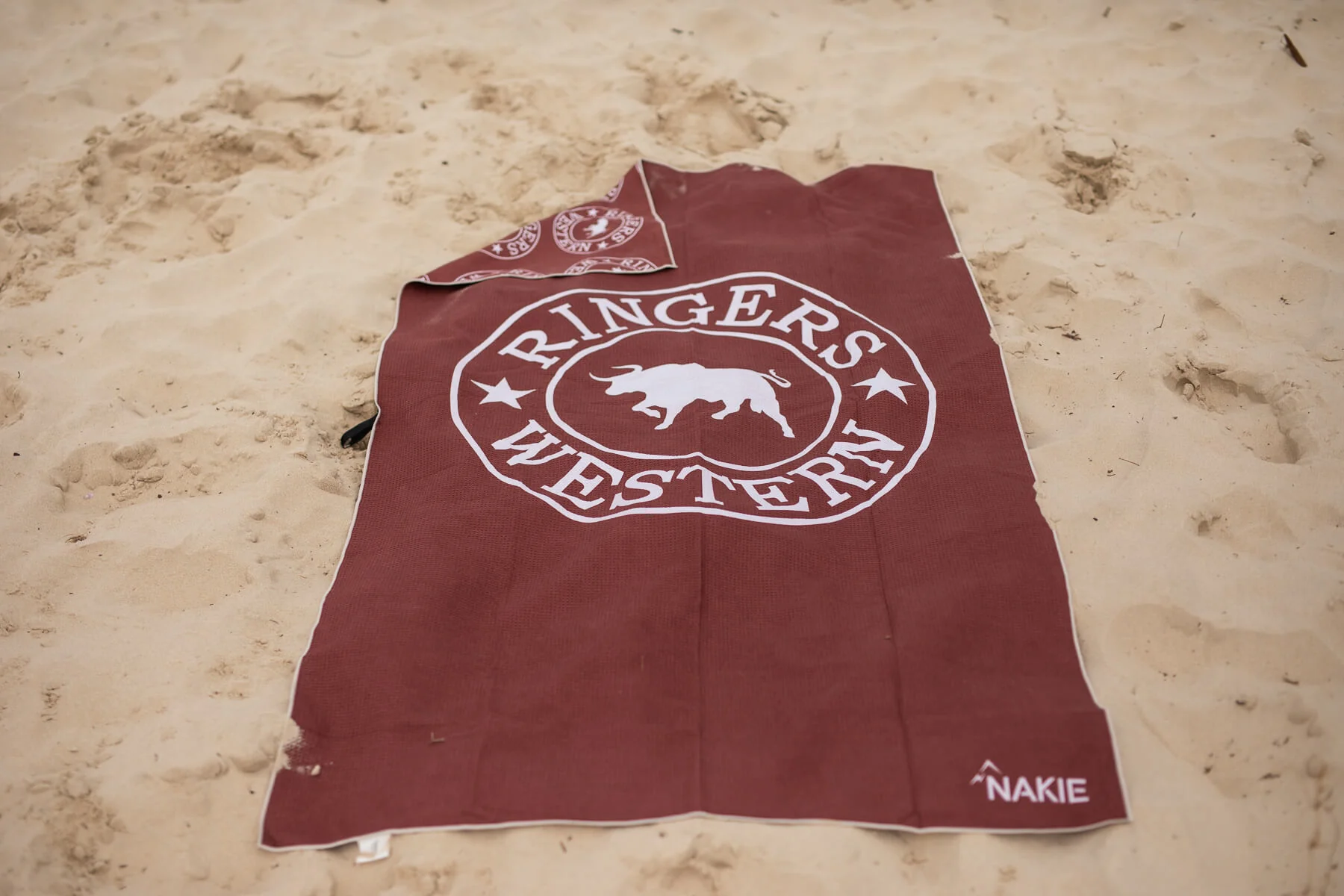 Ringers Western - Recycled Sand Free Beach Towel - Image 5