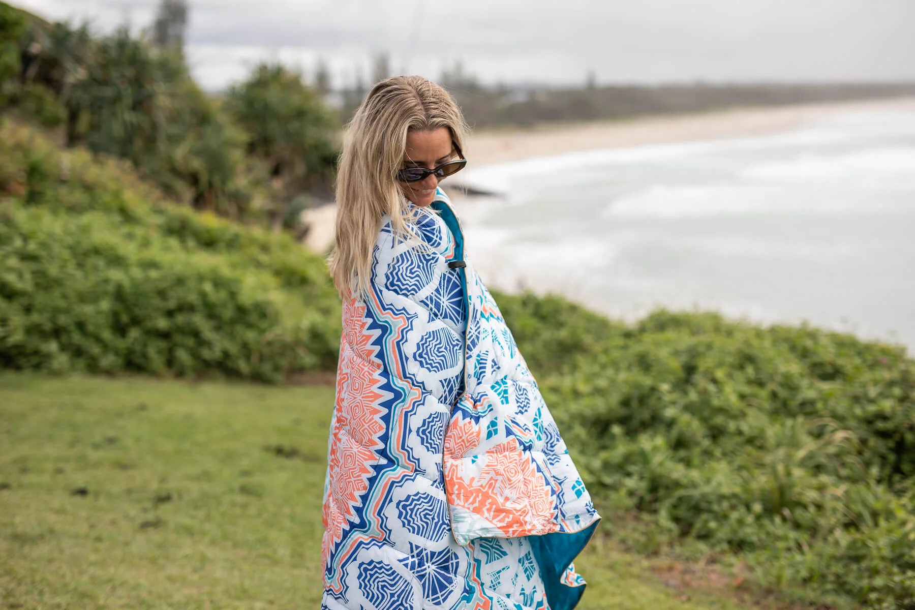 Sound of Summer - Sustainable Down Puffy Blanket - Image 4