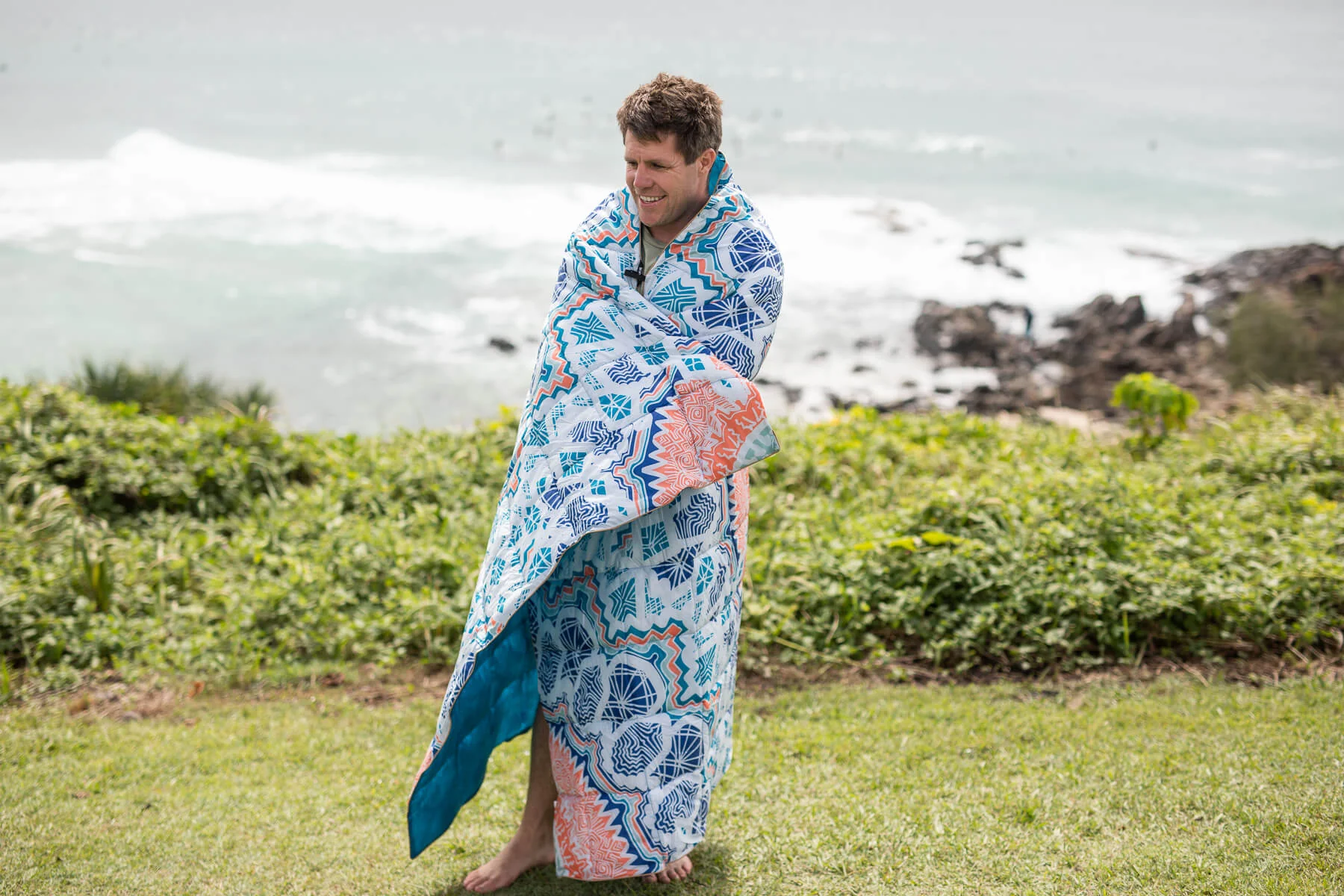 Sound of Summer - Sustainable Down Puffy Blanket - Image 6