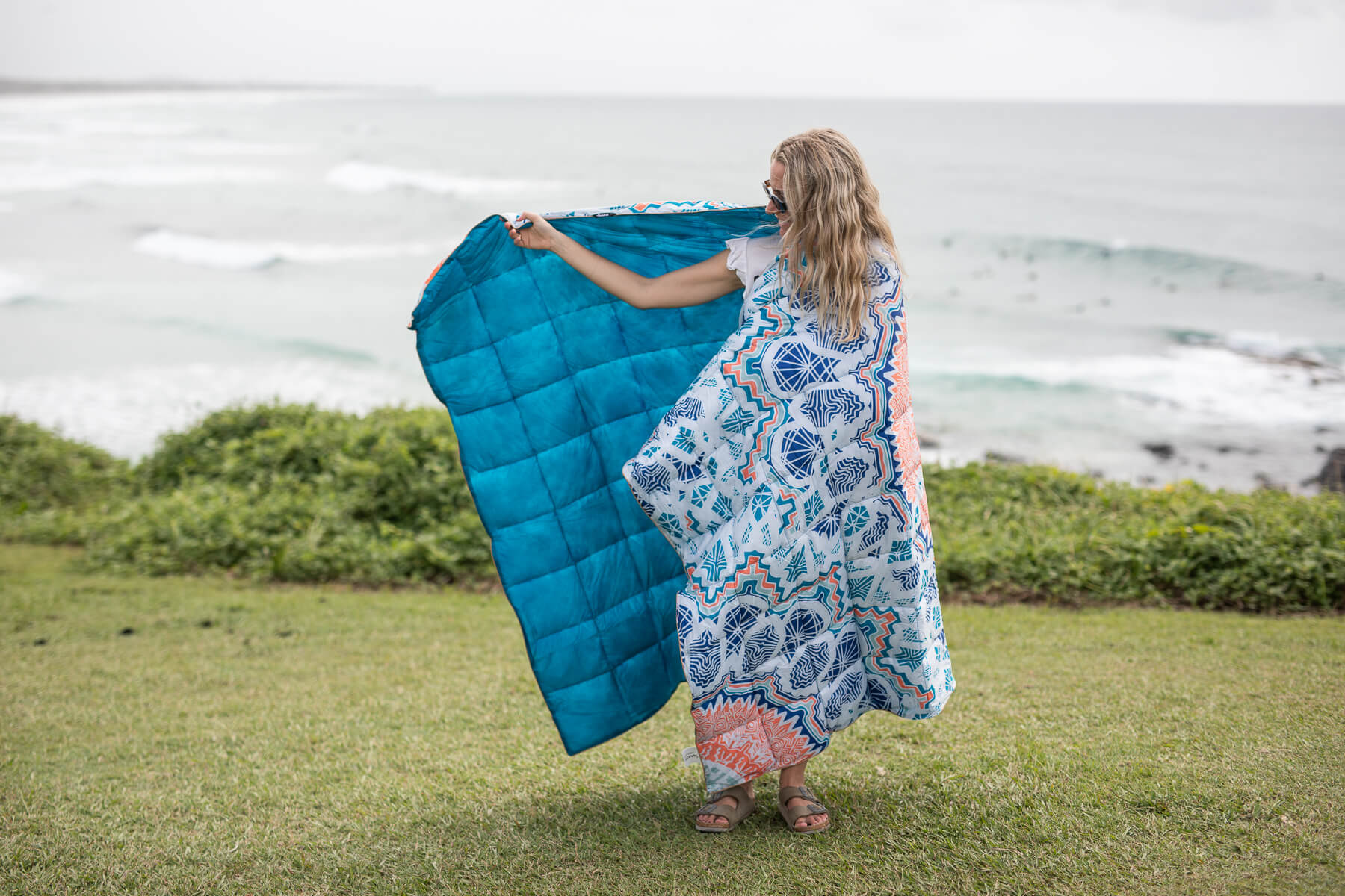 Sound of Summer - Sustainable Down Puffy Blanket - Image 8