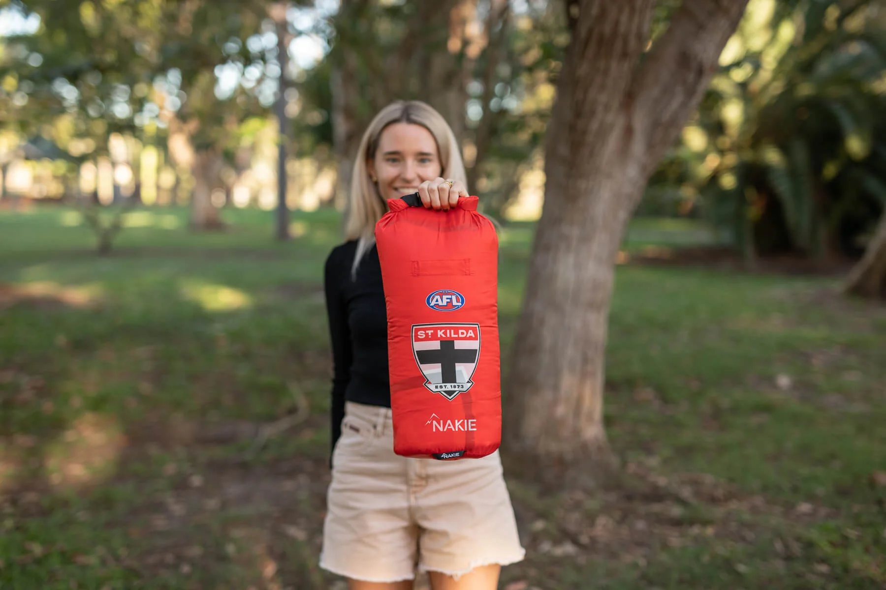St Kilda Saints - AFL Sustainable Down Puffy Blanket - Image 8