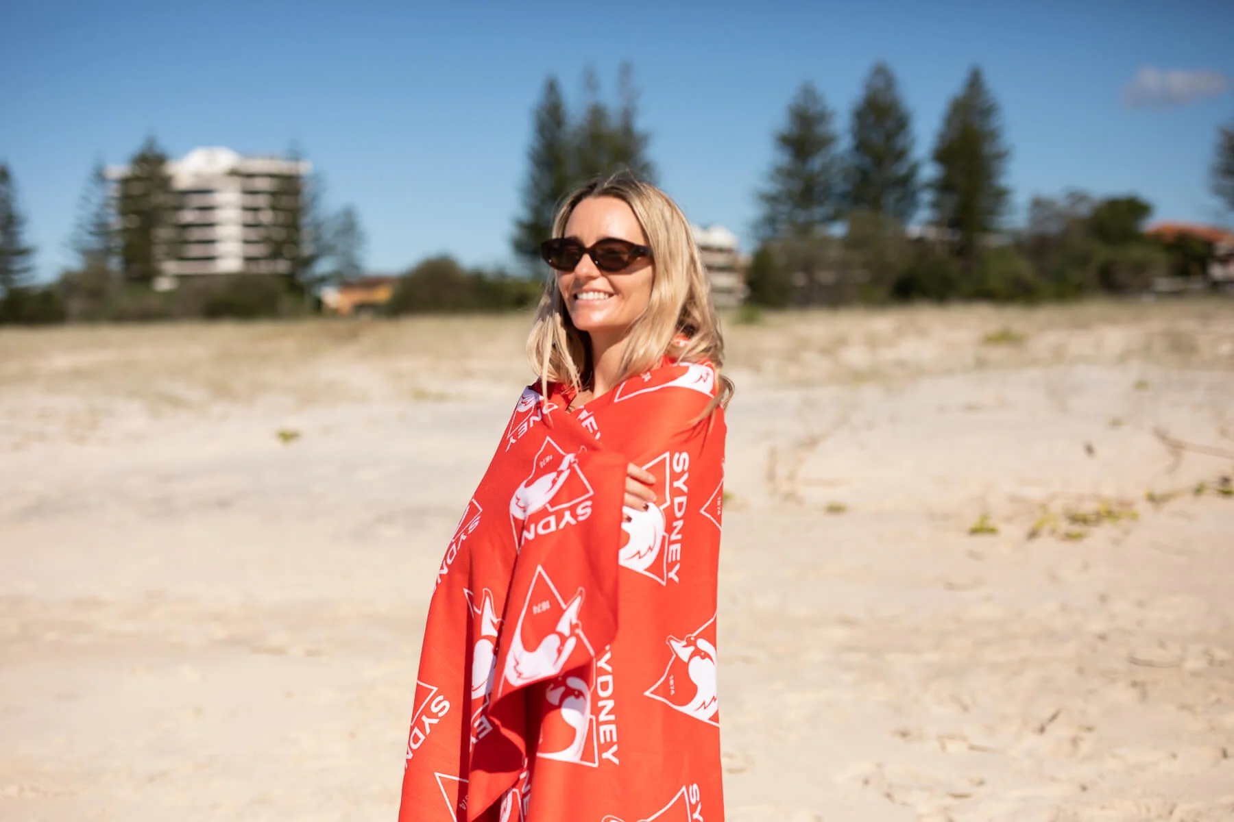 Sydney Swans - AFL Recycled Sand Free Beach Towel - Image 5