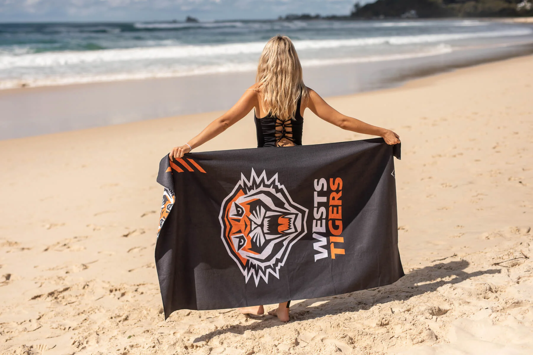 Tigers - NRL Recycled Sand Free Beach Towel - Image 7
