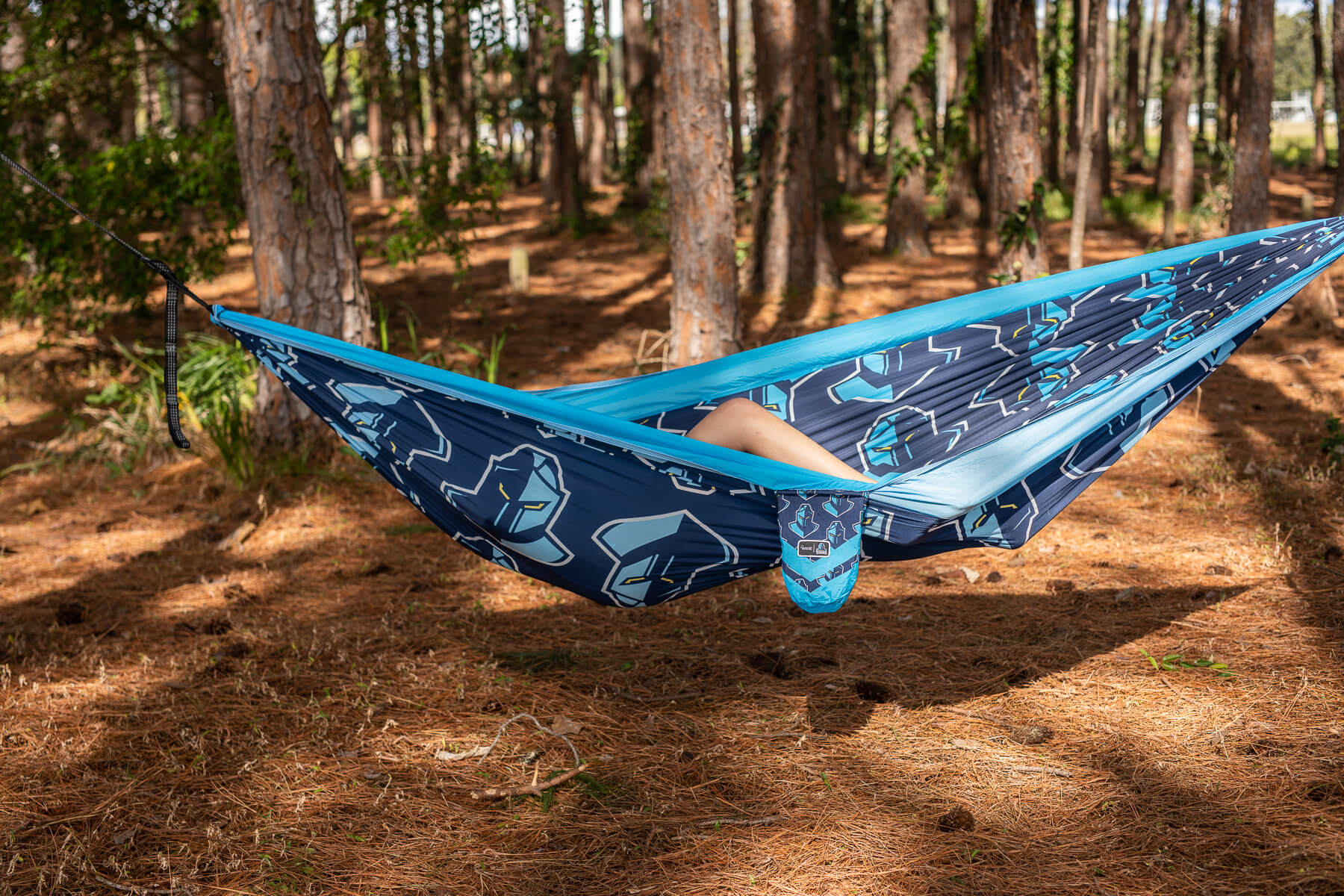 Titans - NRL Recycled Hammock with Straps - Image 4