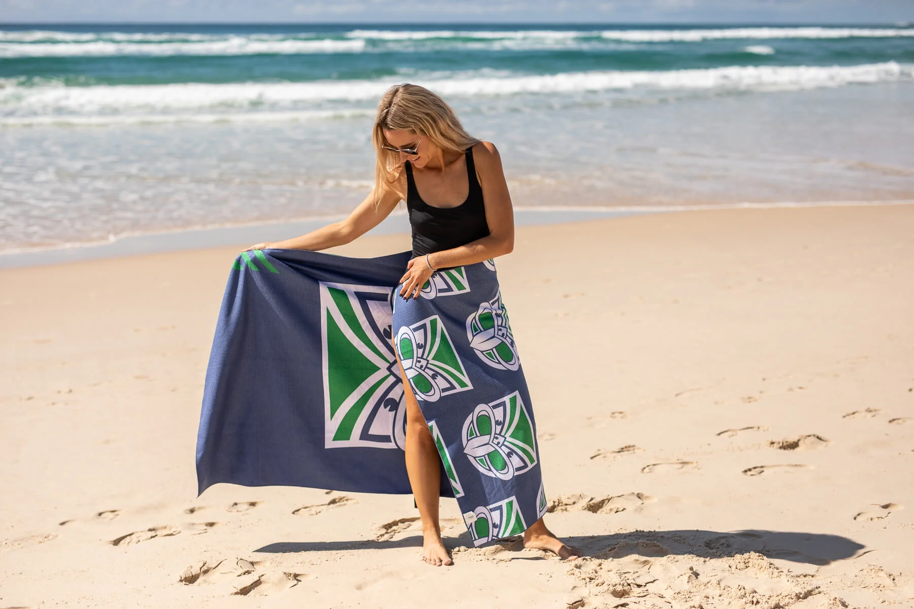 Warriors - NRL Recycled Sand Free Beach Towel - Image 8